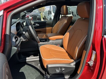 used 2024 Chrysler Pacifica Hybrid car, priced at $59,999
