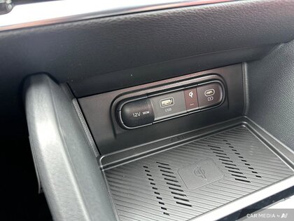 used 2025 Kia Sportage car, priced at $39,865