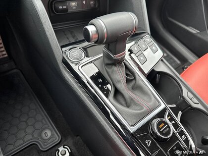 used 2025 Kia Sportage car, priced at $39,865