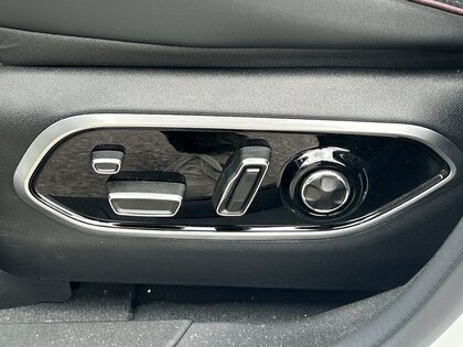 used 2025 Jeep Wagoneer S car