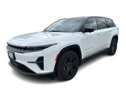 used 2025 Jeep Wagoneer S car