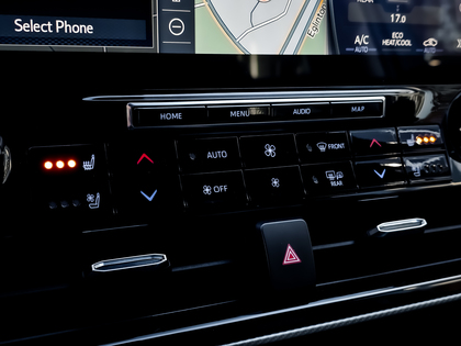 used 2022 Toyota Highlander car, priced at $52,995