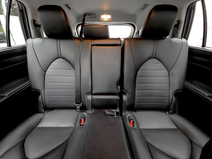 used 2021 Toyota Highlander car, priced at $41,995