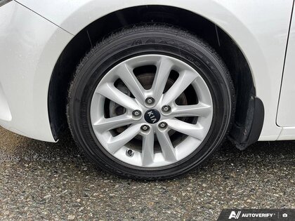 used 2017 Kia Forte 5-Door car, priced at $11,897