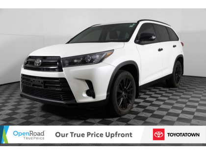 used 2019 Toyota Highlander car, priced at $40,998