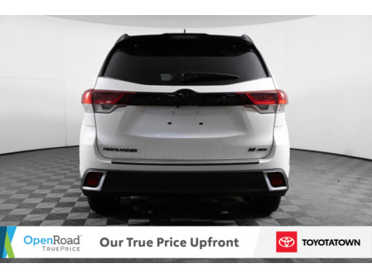 used 2019 Toyota Highlander car, priced at $40,998