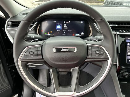 used 2023 Jeep Grand Cherokee car