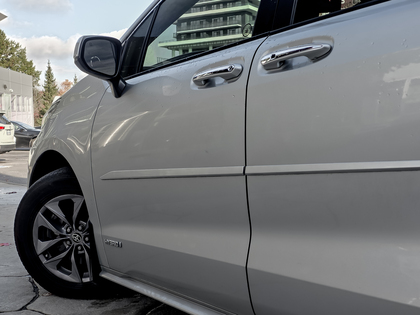 used 2021 Toyota Sienna car, priced at $38,995