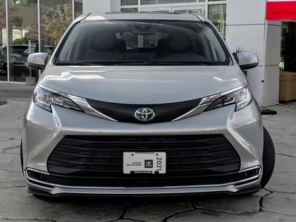 used 2021 Toyota Sienna car, priced at $38,995