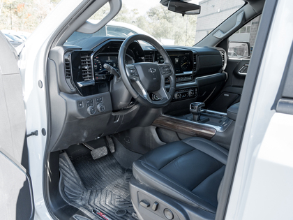 used 2025 Chevrolet Silverado 1500 car, priced at $67,993