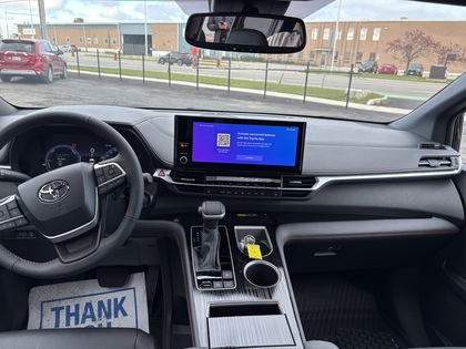 used 2025 Toyota Sienna car, priced at $62,950