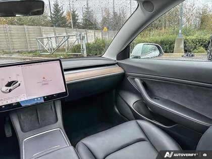 used 2021 Tesla Model 3 car, priced at $34,387