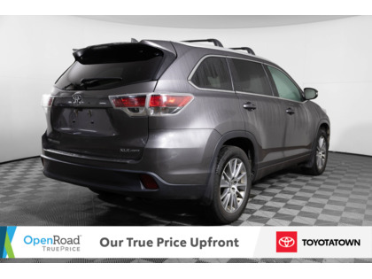 used 2016 Toyota Highlander car, priced at $16,998