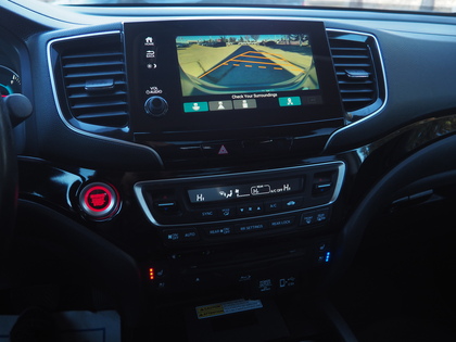 used 2021 Honda Pilot car, priced at $35,900