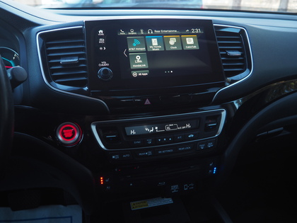 used 2021 Honda Pilot car, priced at $35,900