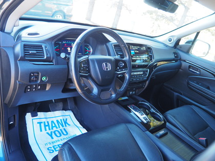 used 2021 Honda Pilot car, priced at $35,900