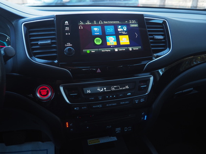 used 2021 Honda Pilot car, priced at $35,900