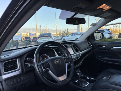 used 2016 Toyota Highlander car, priced at $23,995