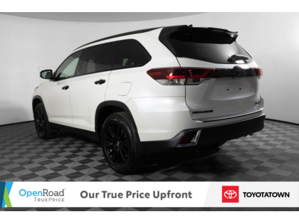used 2019 Toyota Highlander car, priced at $40,798