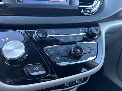 used 2024 Chrysler Grand Caravan car, priced at $35,995