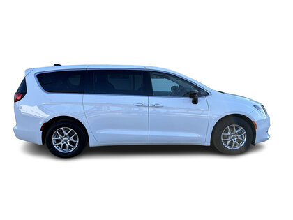 used 2024 Chrysler Grand Caravan car, priced at $35,995