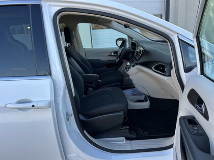 used 2024 Chrysler Grand Caravan car, priced at $35,995