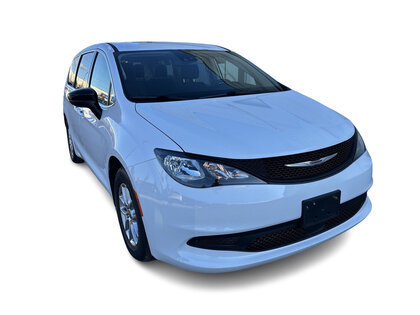used 2024 Chrysler Grand Caravan car, priced at $35,995