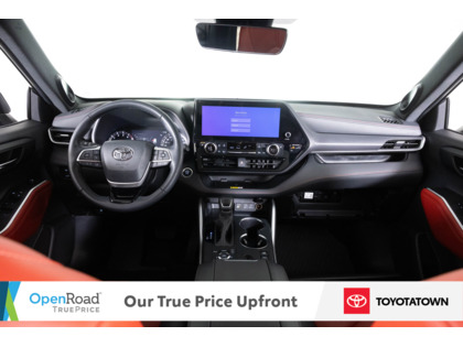 used 2024 Toyota Highlander car, priced at $49,998