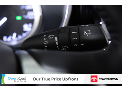 used 2024 Toyota Highlander car, priced at $49,998