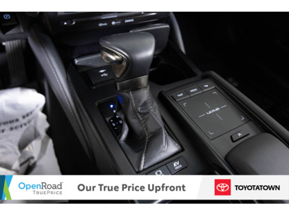 used 2021 Lexus ES 300h car, priced at $29,798