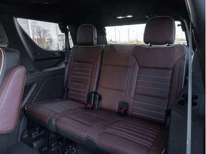 used 2023 GMC Yukon car, priced at $94,993