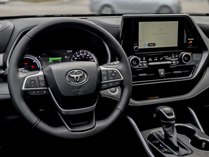 used 2024 Toyota Highlander car, priced at $54,495