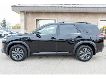 used 2024 Nissan Pathfinder car, priced at $43,988