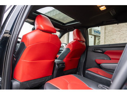 used 2021 Toyota Highlander car, priced at $48,988