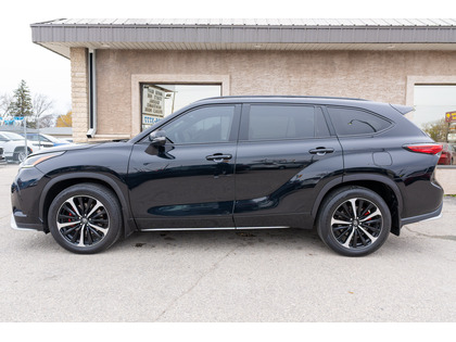 used 2021 Toyota Highlander car, priced at $48,988