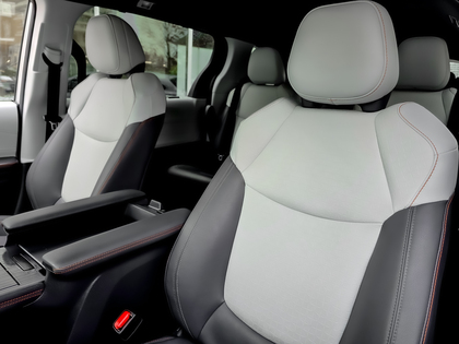 used 2024 Toyota Sienna car, priced at $57,995