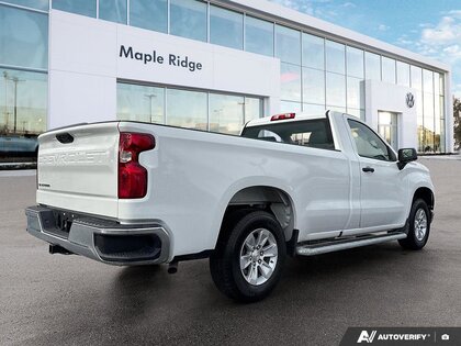 used 2024 Chevrolet Silverado 1500 car, priced at $33,999