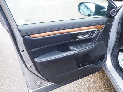 used 2018 Honda CR-V car, priced at $23,900