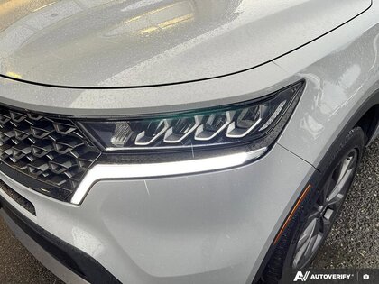 used 2022 Kia Sorento car, priced at $31,305