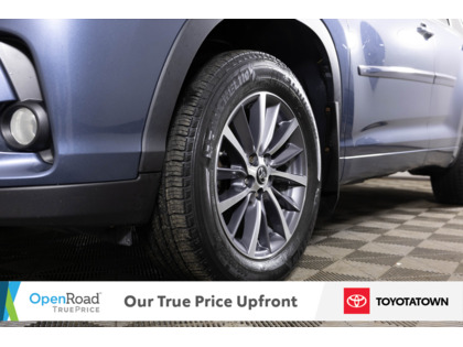 used 2018 Toyota Highlander car, priced at $26,998