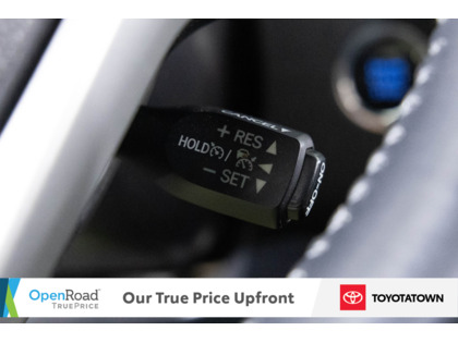 used 2018 Toyota Highlander car, priced at $26,998