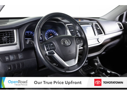 used 2018 Toyota Highlander car, priced at $26,998