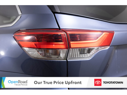 used 2018 Toyota Highlander car, priced at $26,998