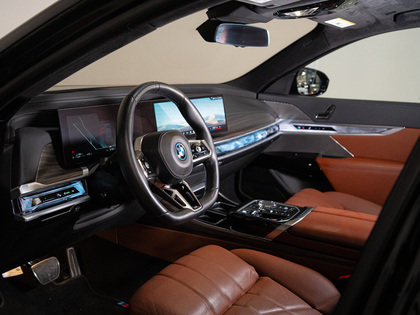 used 2024 BMW 7-Series car, priced at $117,900