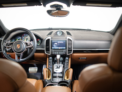 used 2018 Porsche Cayenne car, priced at $36,900