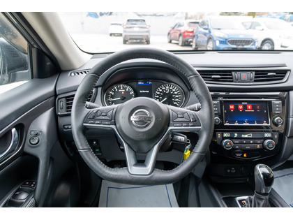 used 2020 Nissan Rogue car, priced at $25,588