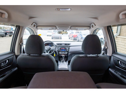 used 2020 Nissan Rogue car, priced at $25,588