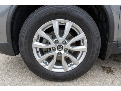 used 2020 Nissan Rogue car, priced at $25,588