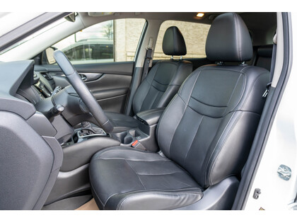 used 2019 Nissan Rogue car, priced at $26,888