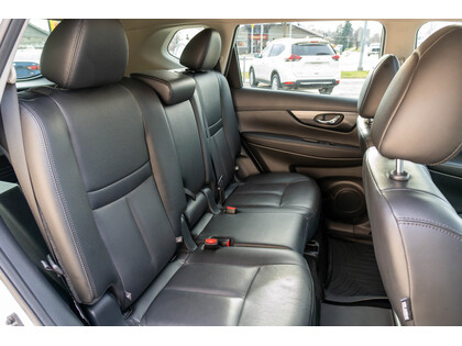 used 2019 Nissan Rogue car, priced at $26,888